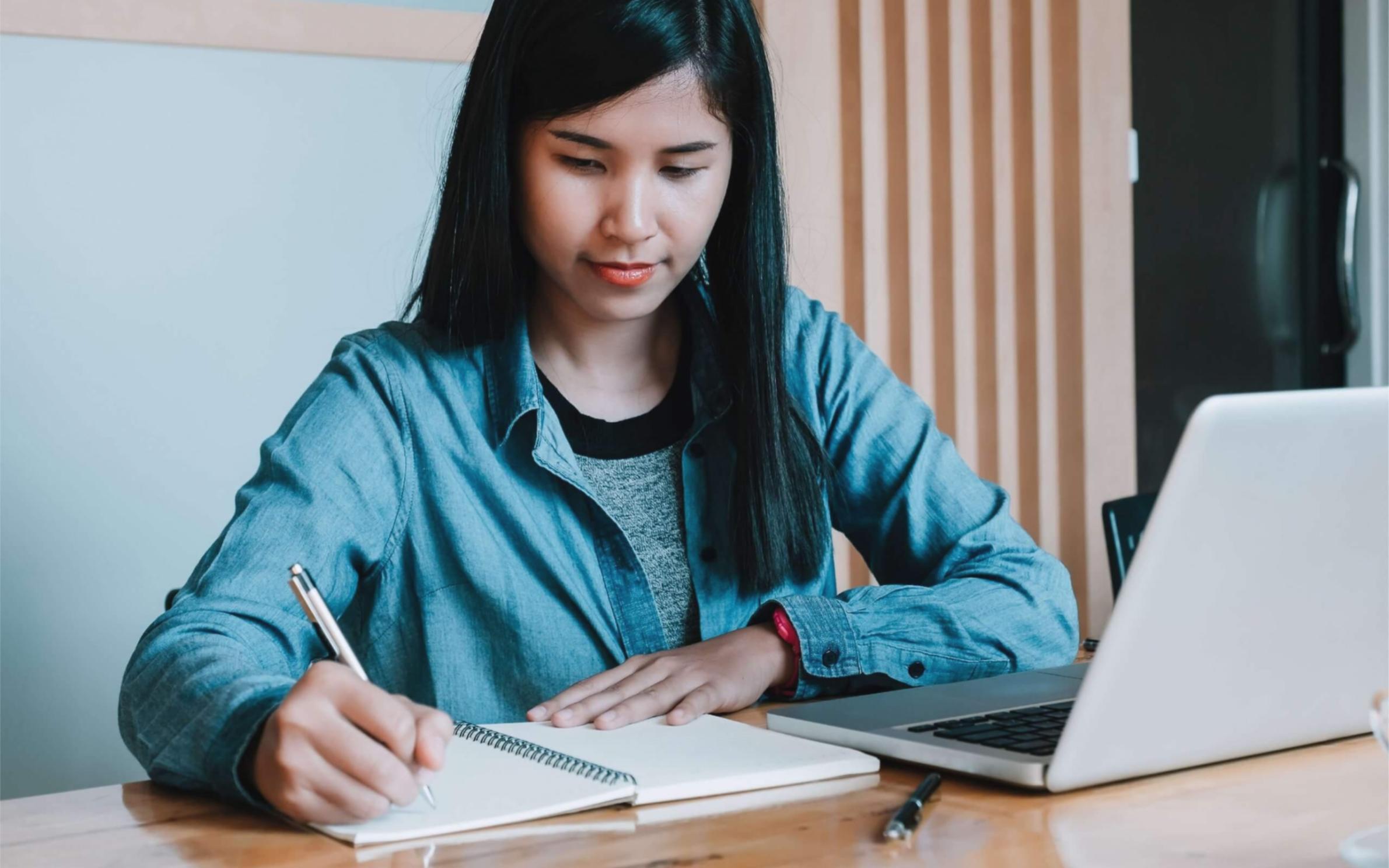 Environnement d'apprentissage structuré pour l'optimisation web